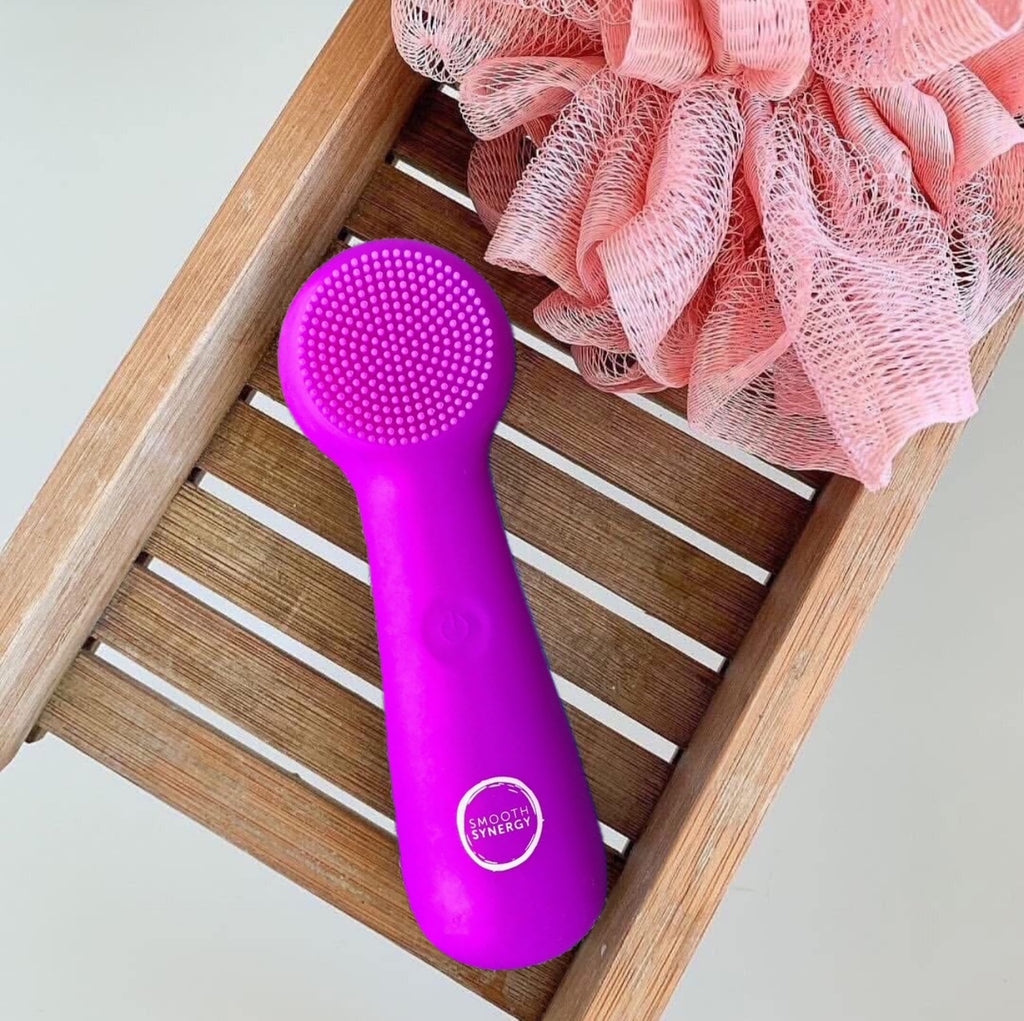 Smooth Synergy Facial Cleansing Brush (Pink)