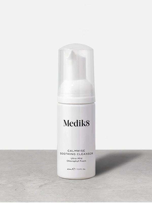 Medik8  Calmwise Soothing Cleanser (Try Me / Travel Size 40ml)
