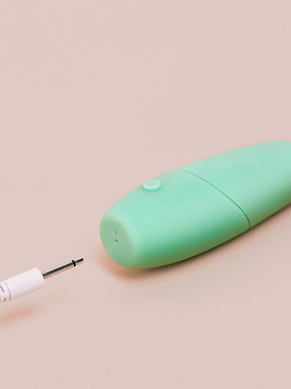 Smile Makers - The Whisperer